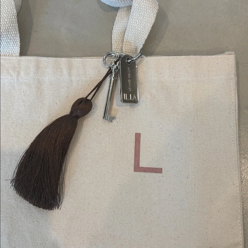 Sale! New ILIA Beauty Signature Logo Key Ring & Structured Canvas Tote Bag